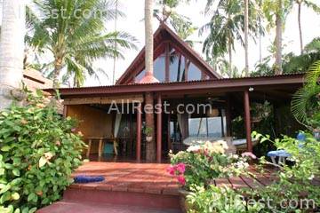 Coconut Village 
